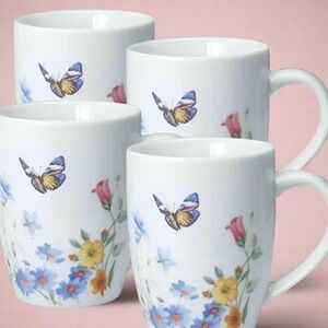 Floral Butterfly White Ceramic Mug Set

Set of 4 Mugs Annabelle